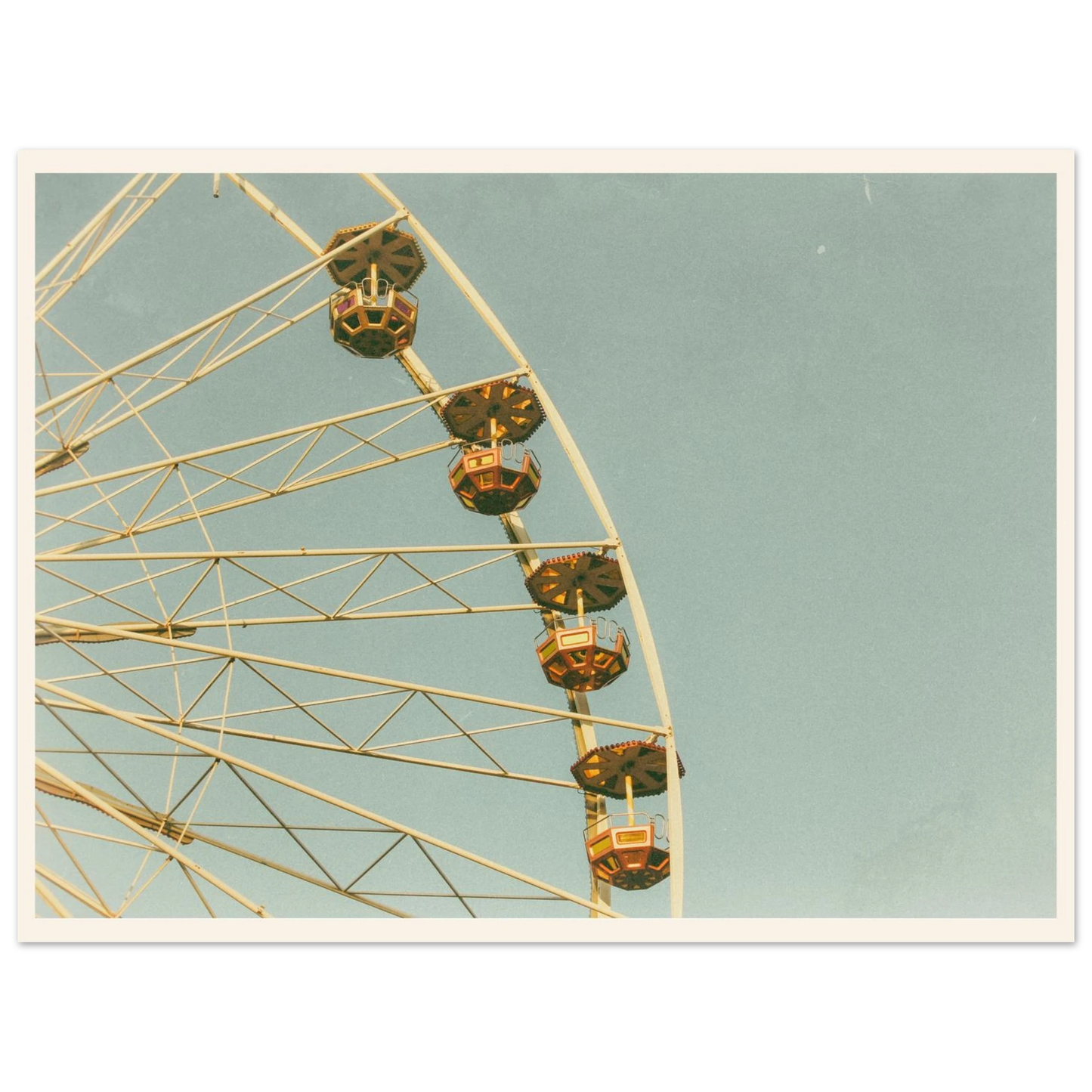 de422c03-f9cf-4573-b94c-20a01a1e3254